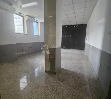 TURNIĆ- POSLOVNI PROSTOR ! - cover