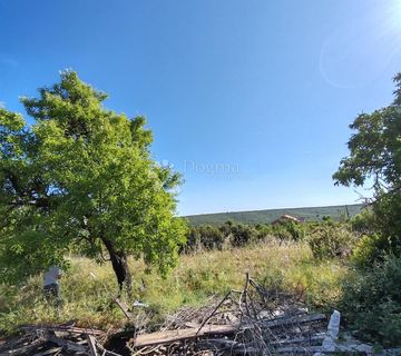 Građevinska parcela 660m2 – prilika za gradnju - cover