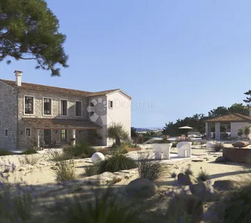 Cerovlje, atraktivna kamena kuća s 3 spavaće sobe i pogledom - cover