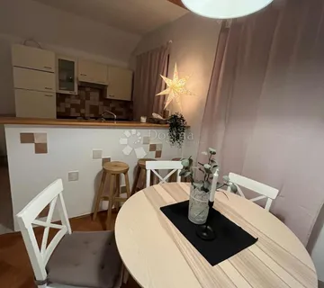 Dom za obitelj u centru Varaždina - cover