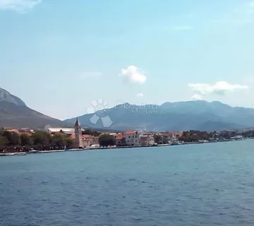 Građevinsko zemljište u Kaštel Sućurcu! - cover