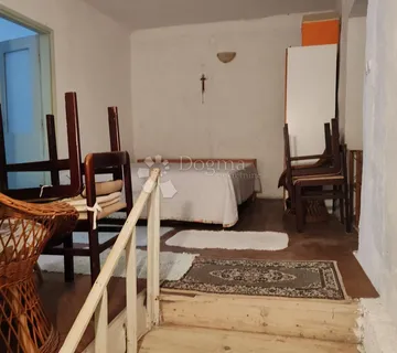Kamena kuća za adaptaciju, 10m od mora – Novigrad - cover