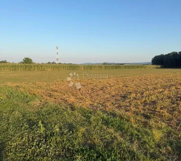 Zemljište okruženo prirodom i zelenilom - Kućan Marof, Varaždin