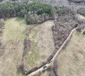 Oaza u srcu prirode u Manjadvorcima 4500m2 - Manjadvorci, Barban