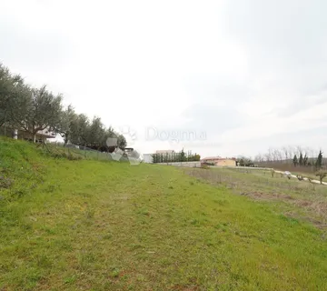 Građevinsko zemljište Vižinada 755 m²