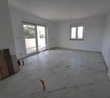 Apartman u kvalitetnoj novogradnji u Barbatu blizu mora - cover