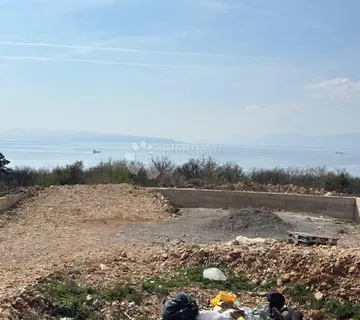 Kostrena – građevinsko zemljište s pogledom na more, 982 m² - cover