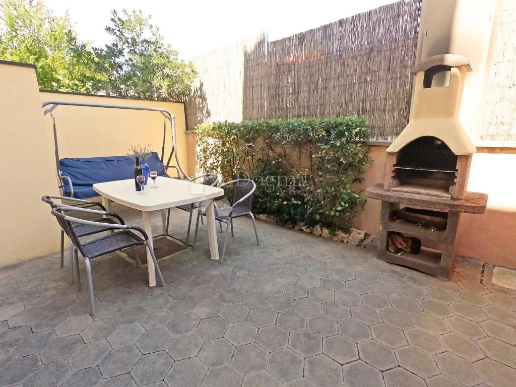 APARTMAN ZA SAVRŠENI ODMOR NA OBALI  - cover