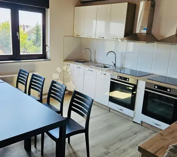 KUĆA ZA NAJAM ZA 90 OSOBA - 90 KREVETA - cover