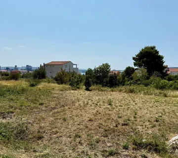 Građevinsko zemljište - TOP lokacija - Kaštel Sućurac - cover