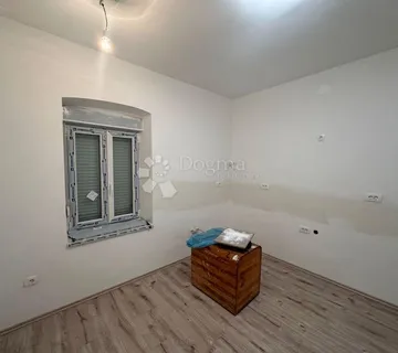 Stan - Gospić - Centar - cover