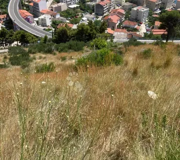 Poljoprivredno zemljište s pogledom na more - Podgora