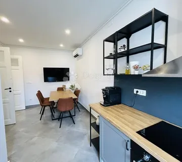 Renoviran gospodski stan od 107m2 - Rijeka