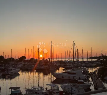 Atraktivan dvoetažni stan okolica Poreča - Červar-Porat, Poreč