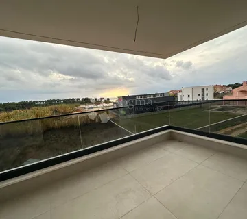 Moderna Novogradnja 70m Od Mora - Privlaka
