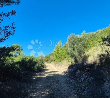 Poljoprivredno zemljište drugi red od mora – Dingač - Potomje, Orebić