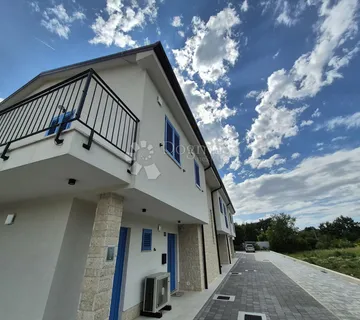 Dvoetažni stan u novogradnji Umag (stan D)