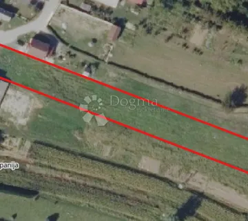 Odlična prilika! Građevinsko zemljište s priključcima u mirnoj slijepoj ulici - Donji Kneginec, Gornji Kneginec