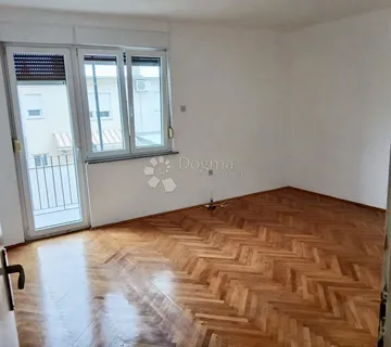 Ekskluzivno samo u Dogmi,Crikvenica-stan blizu centra!
