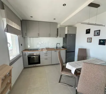 Pećine, renoviran 1S+DB stan za najam - Rijeka