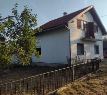 Legalizirana kuća na traženoj lokaciji - Blatuša, Gvozd