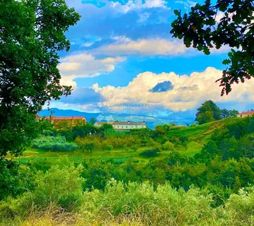 Građevinsko zemljište centralna Istra - Draguć, Cerovlje