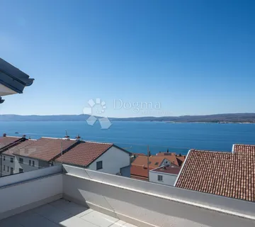 Odličan  penthouse u blizini mora - cover