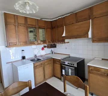 Rijeka, Srdoči , 3skl, balkon, najam