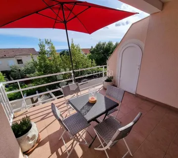 DVA APARTMANA - PRILIKA ZA INVESTITORE - cover