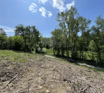 Motovun Okolica, Zemljište Za Kamp (t3)