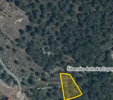 Atraktivno zemljište u Dubravi kod Šibenika - Dubrava kod Šibenika, Šibenik