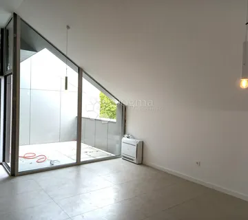 Crikvenica, penthouse nekoliko minuta od plaže
