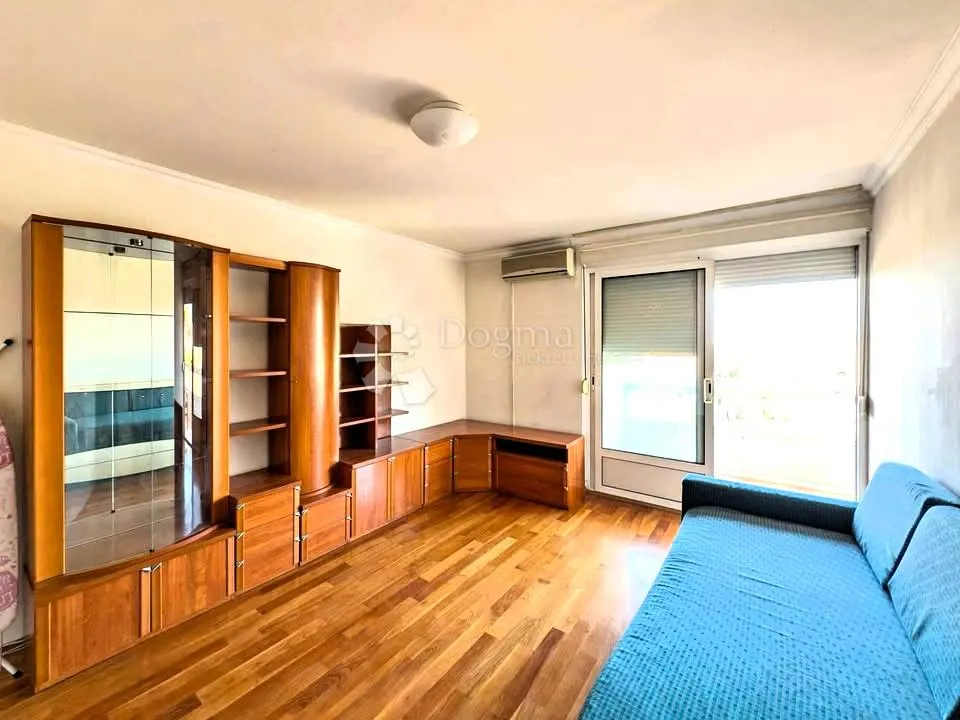Melada Zadar – dvosoban stan 77 m2, balkon, pogled na more - cover