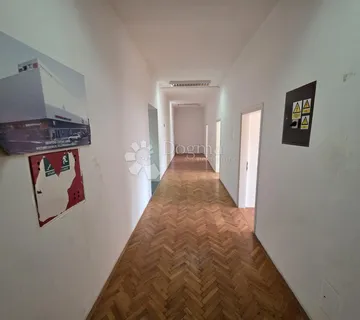 Najam uredskog prostora cca 298m² - 8 ureda, spremište - cover