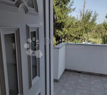 Prodaje se šarmantna kuća u blizini Topuskih toplica - cover