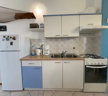 APARTMAN U ŠILU - cover