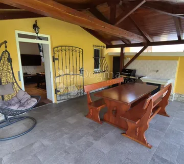 Predivna kuća u okolici Rijeke - Cernik, Čavle
