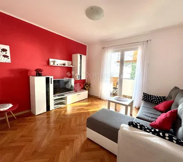 Lovran Centar – stan s garažom i pogledom na more - cover