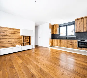 Jarun, prazan stan površine 60 m2, 1. kat - Zagreb