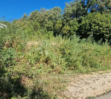 Najbolji teren u Lovranu sa panoramskim pogledom