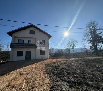 KUĆA U PRIRODI I UCRTANI OBJEKT S POGLEDOM VELEBIT - cover