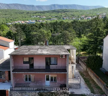 Jadranovo kuća -započeta adaptacija - cover