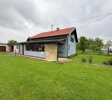 Kuća s potencijalom i okućnicom od 1240 m² - Trnjani, Garčin