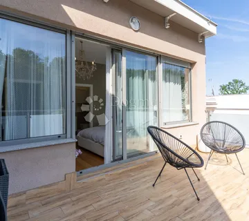 Top Penthouse Pun Svjetla - 2 Terase - 2 Balkona - 2 Parkinga - Zagreb