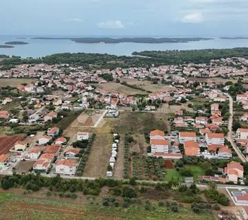 Novogradnja Pula, Valbandon - Valbandon, Fažana