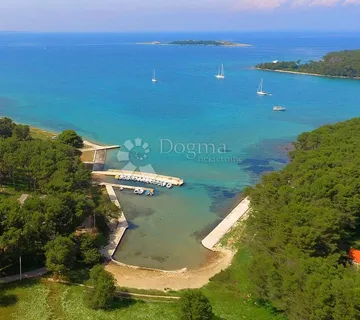 Zemljište drugi red od mora - Molat - Molat, Zadar
