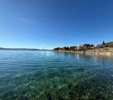 RIBARICA ZEMLJIŠTE 2 RED OD MORA  PRILIKA ! ! ! - cover