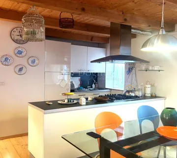 ROVINJ – fantastičan dvoetažni stan s pogledom - cover