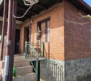 Vikendica na Mišinom Brdu – oaza za obiteljski odmor - cover