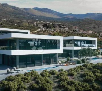 Građevinsko Zemljište Sa Građevinskom Dozvolom Za Vilu S Bazenom - Grebaštica, Šibenik